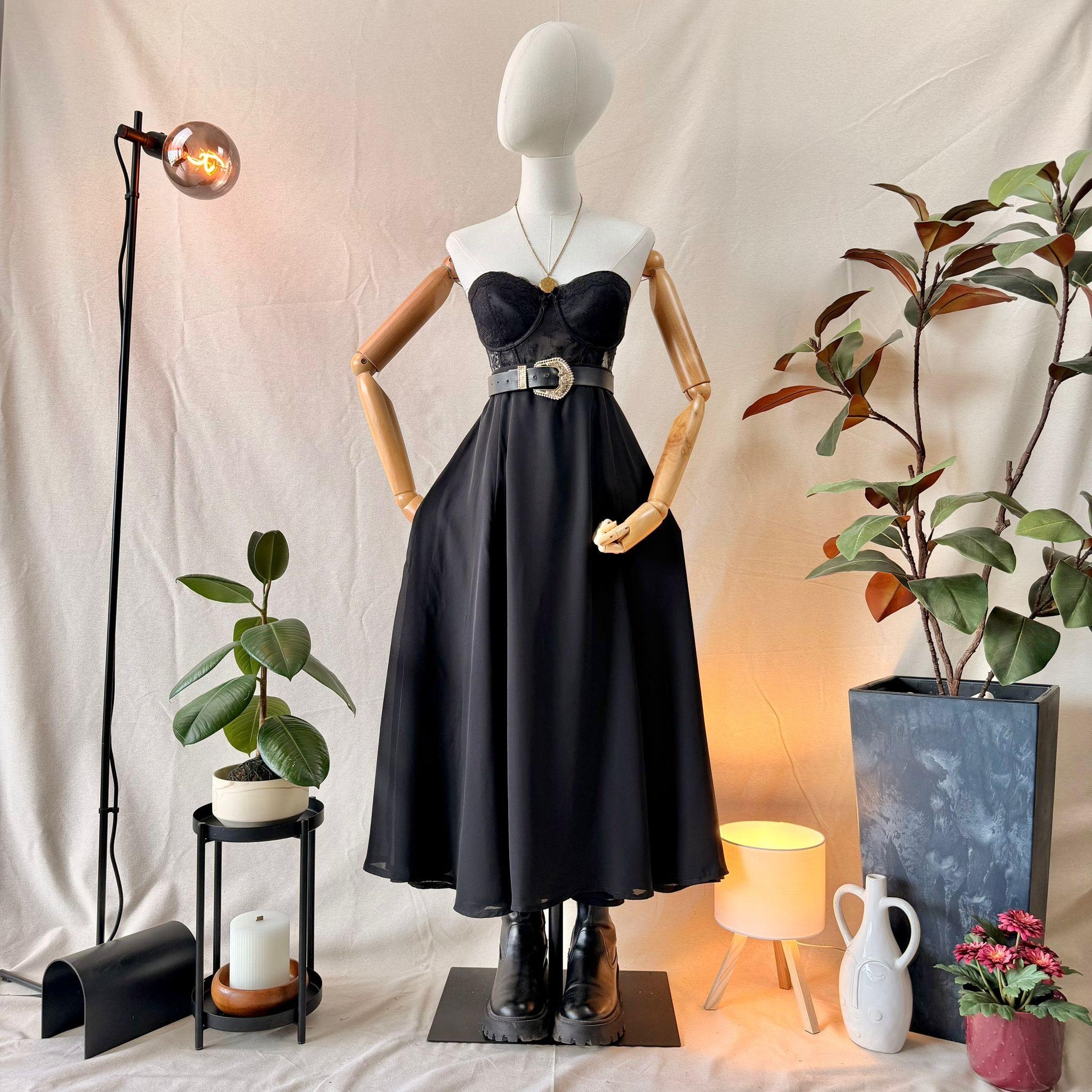 Black Vintage Midi Skirt