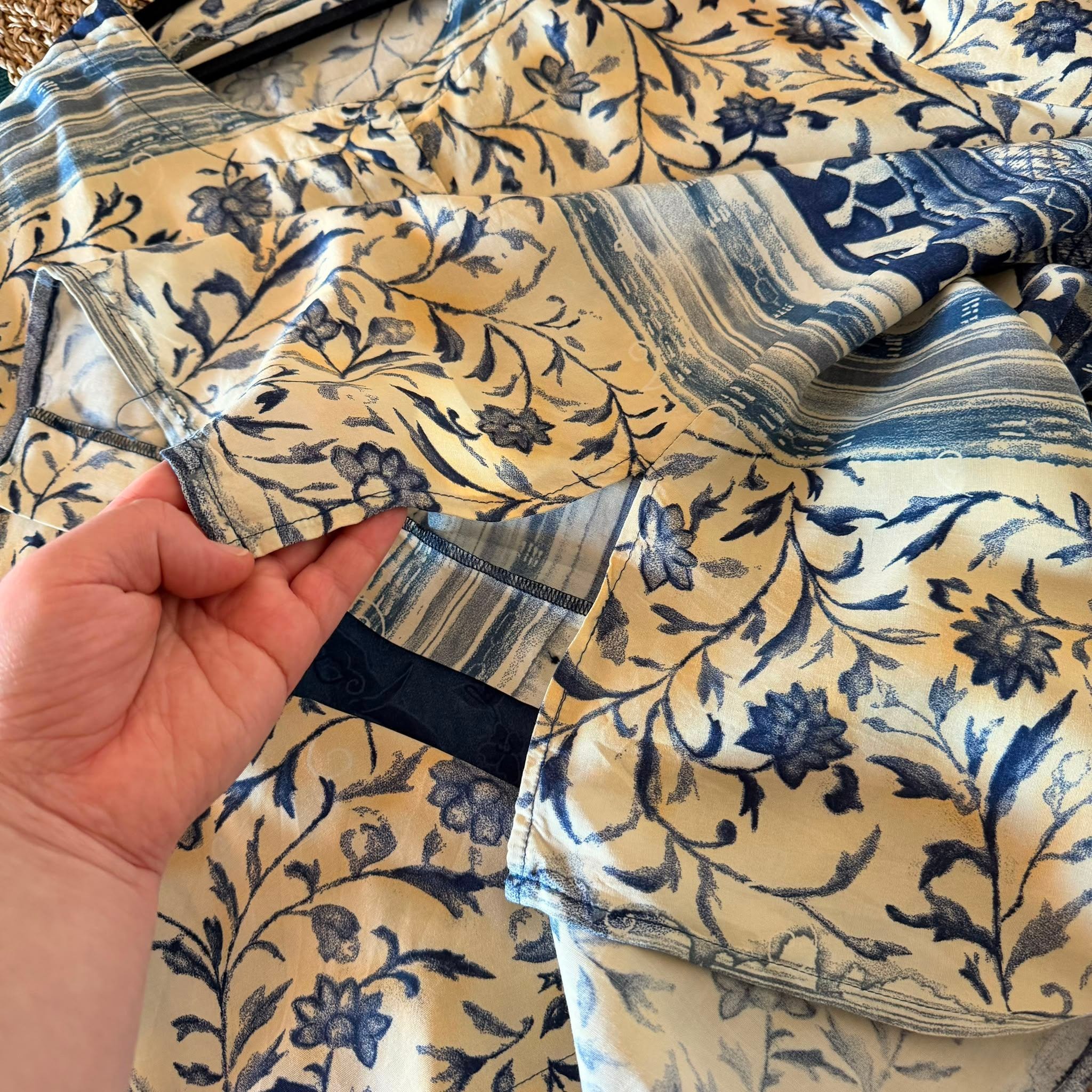 Vintage Oversized Printed Shirt — 6