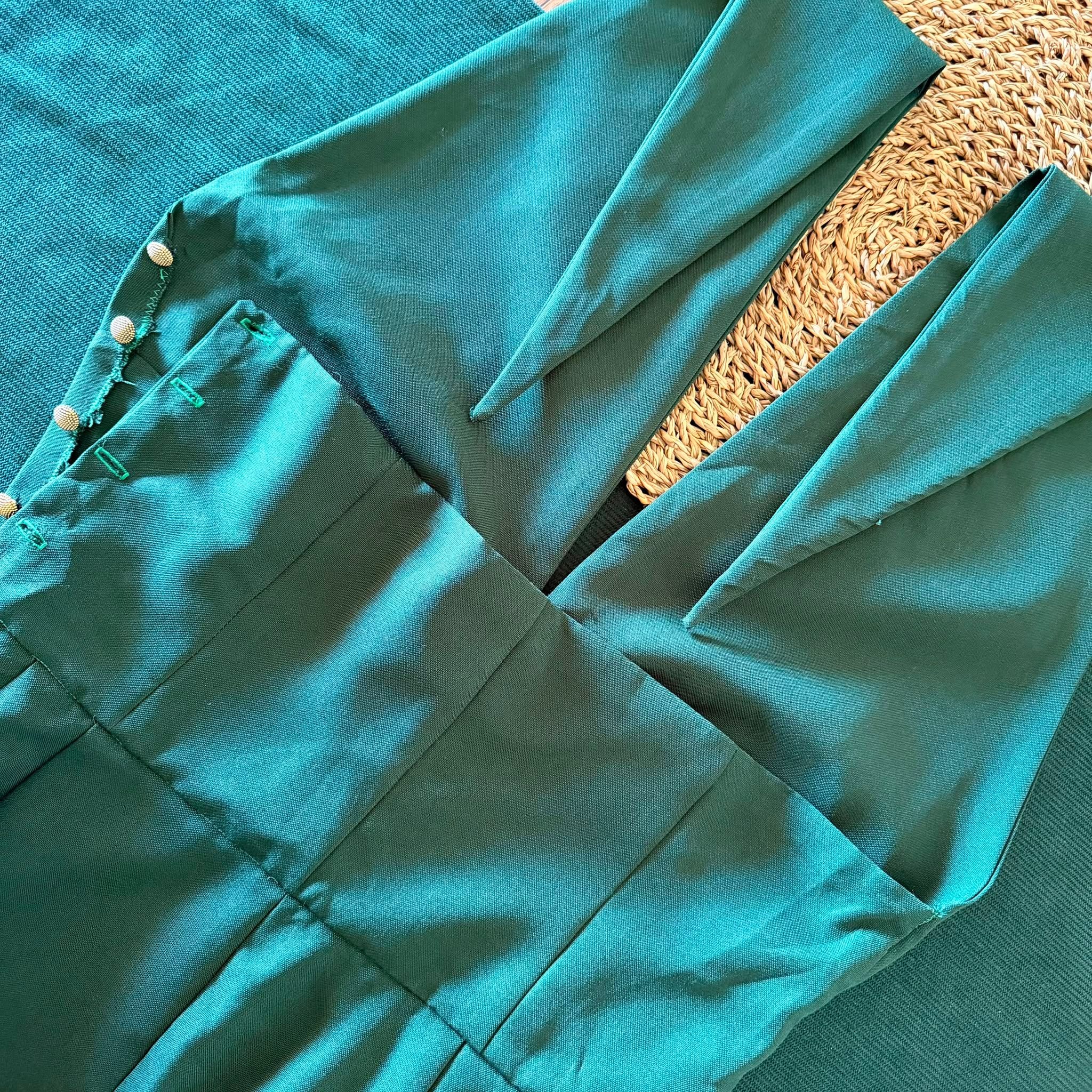 90s Green Deep Neck Jumpsuit — 7