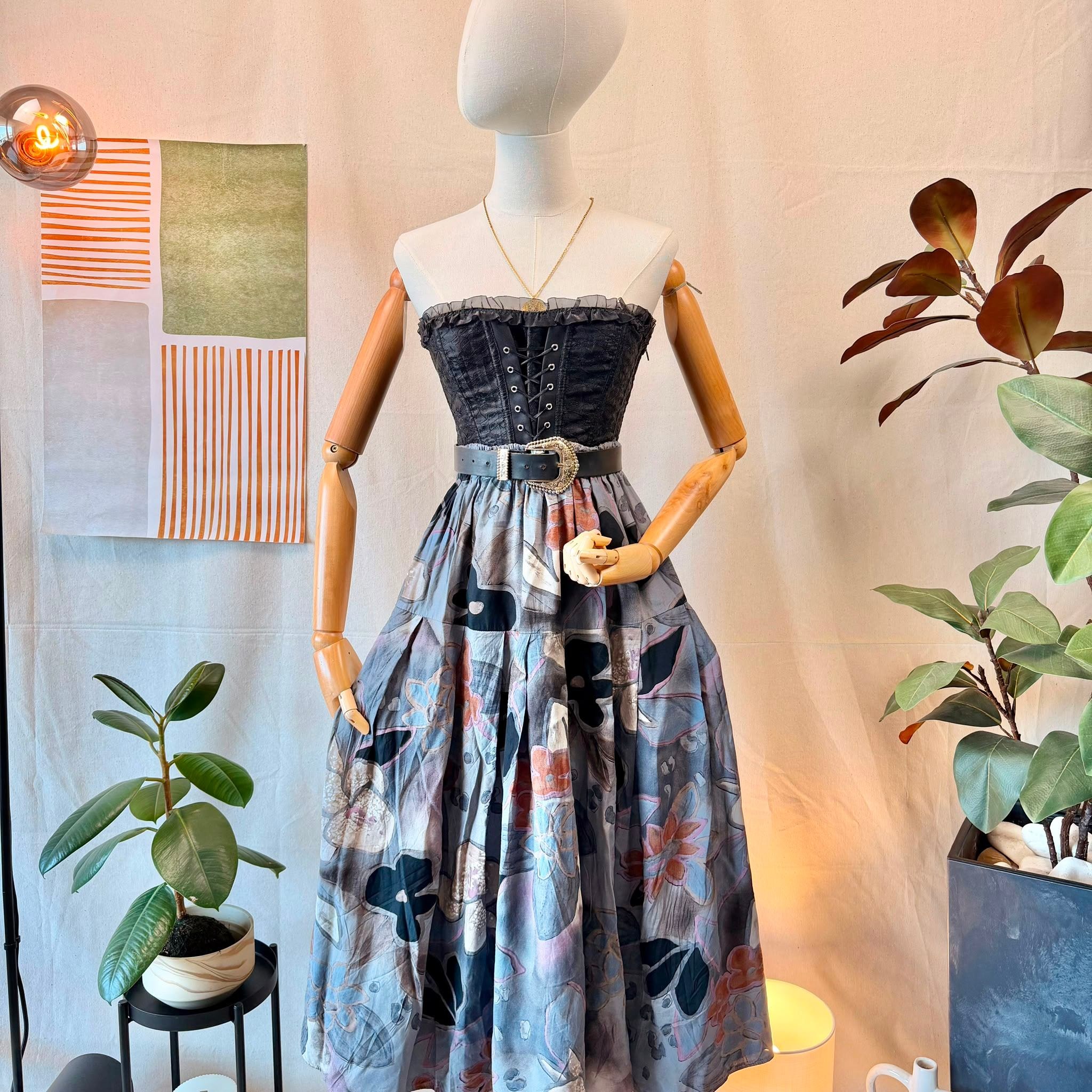 80s Abstract Print Midi Skirt — 2