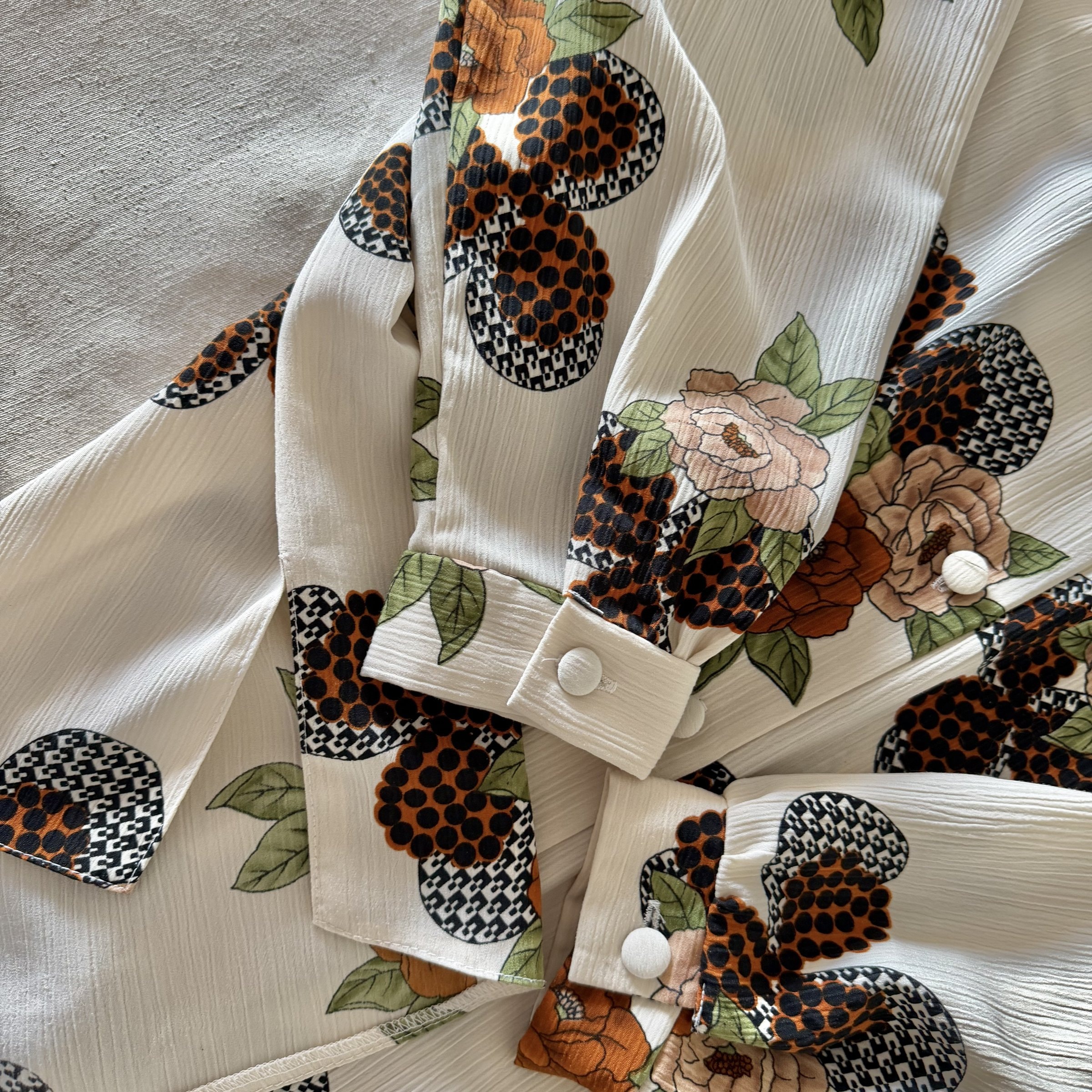 80s Beige Floral Shirt — 7