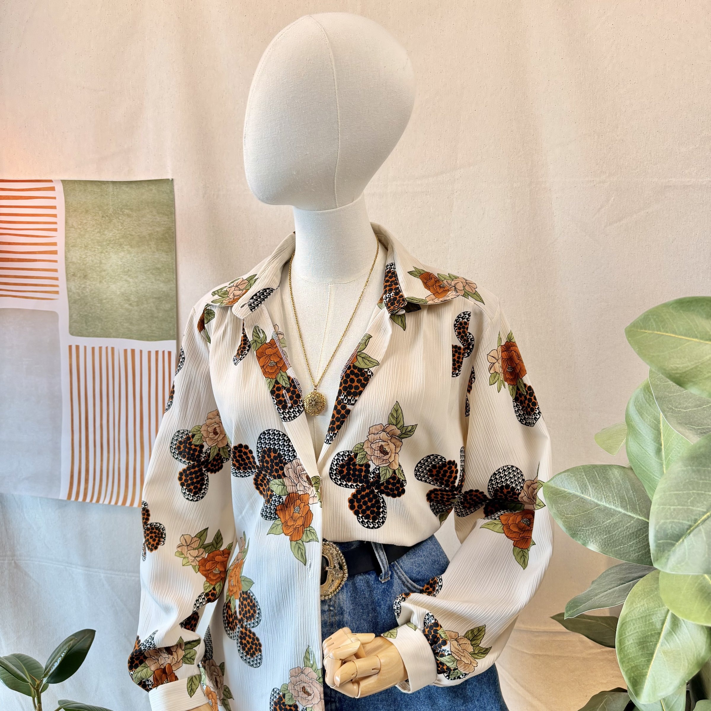 80s Beige Floral Shirt — 3