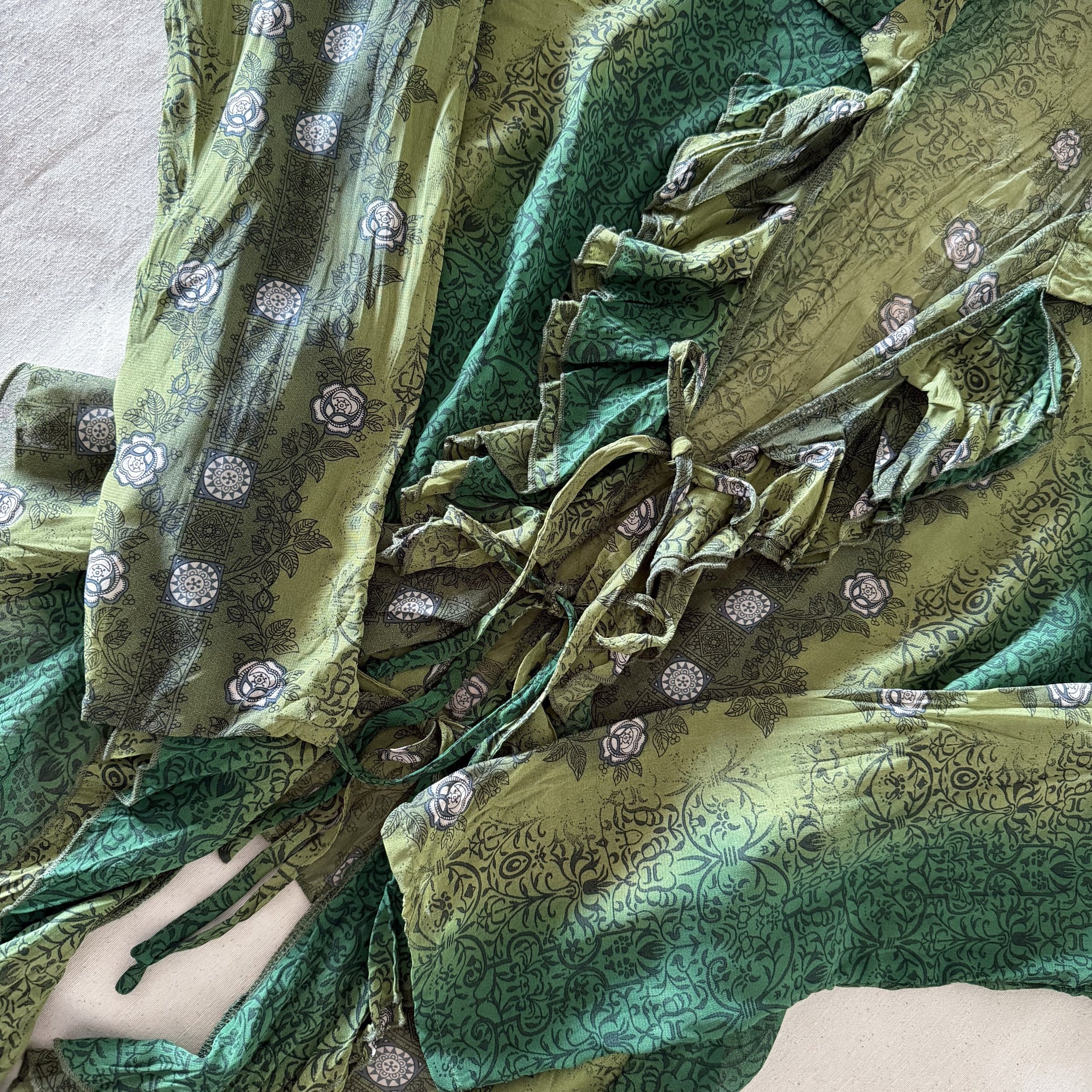 2000s Green Sheer Ruffle Blouse — 7