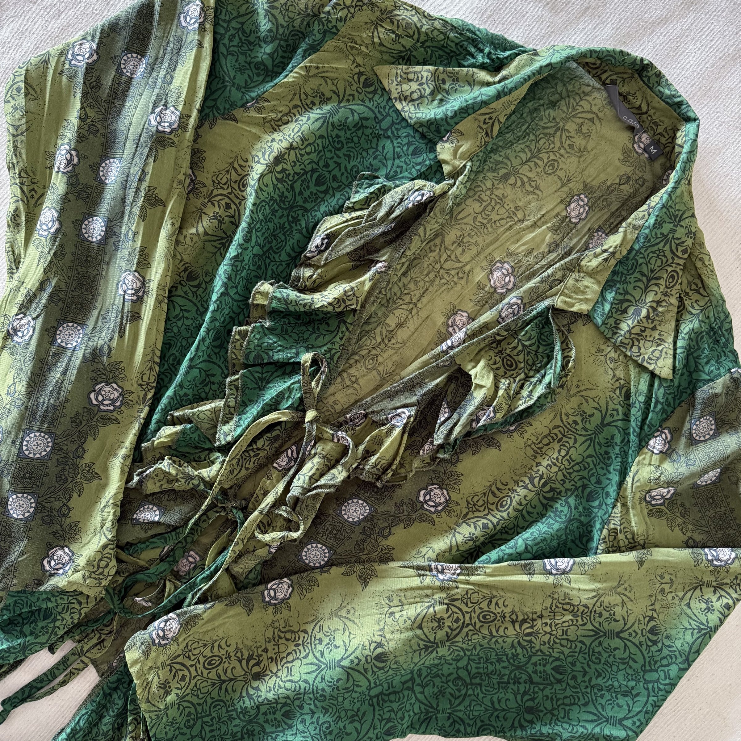 2000s Green Sheer Ruffle Blouse — 6